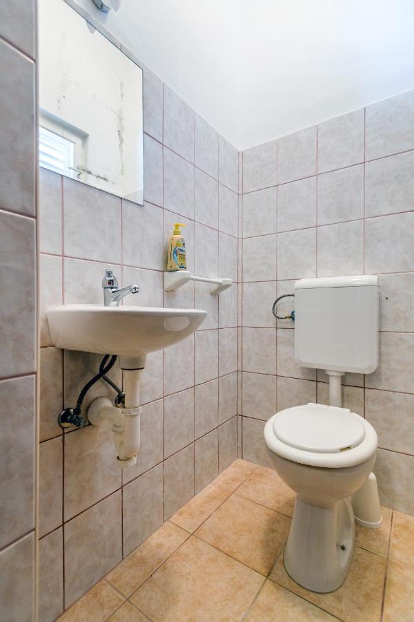 Apartmant Prosika Pag Town Exteriör bild