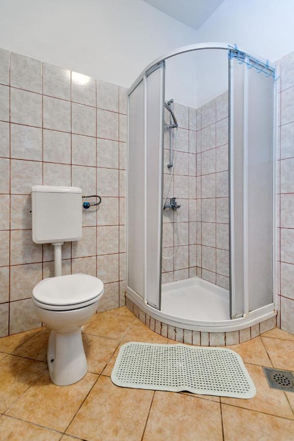 Apartmant Prosika Pag Town Exteriör bild