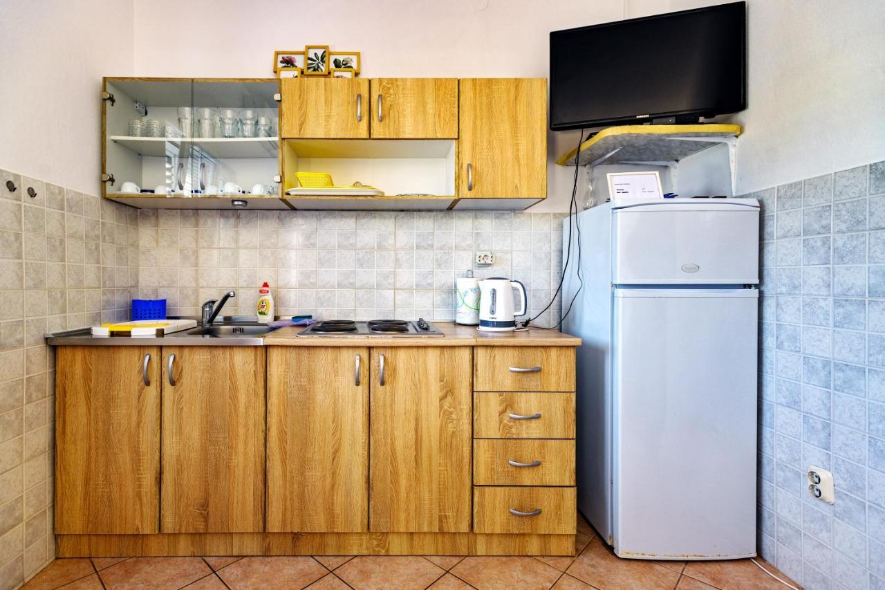 Apartmant Prosika Pag Town Exteriör bild