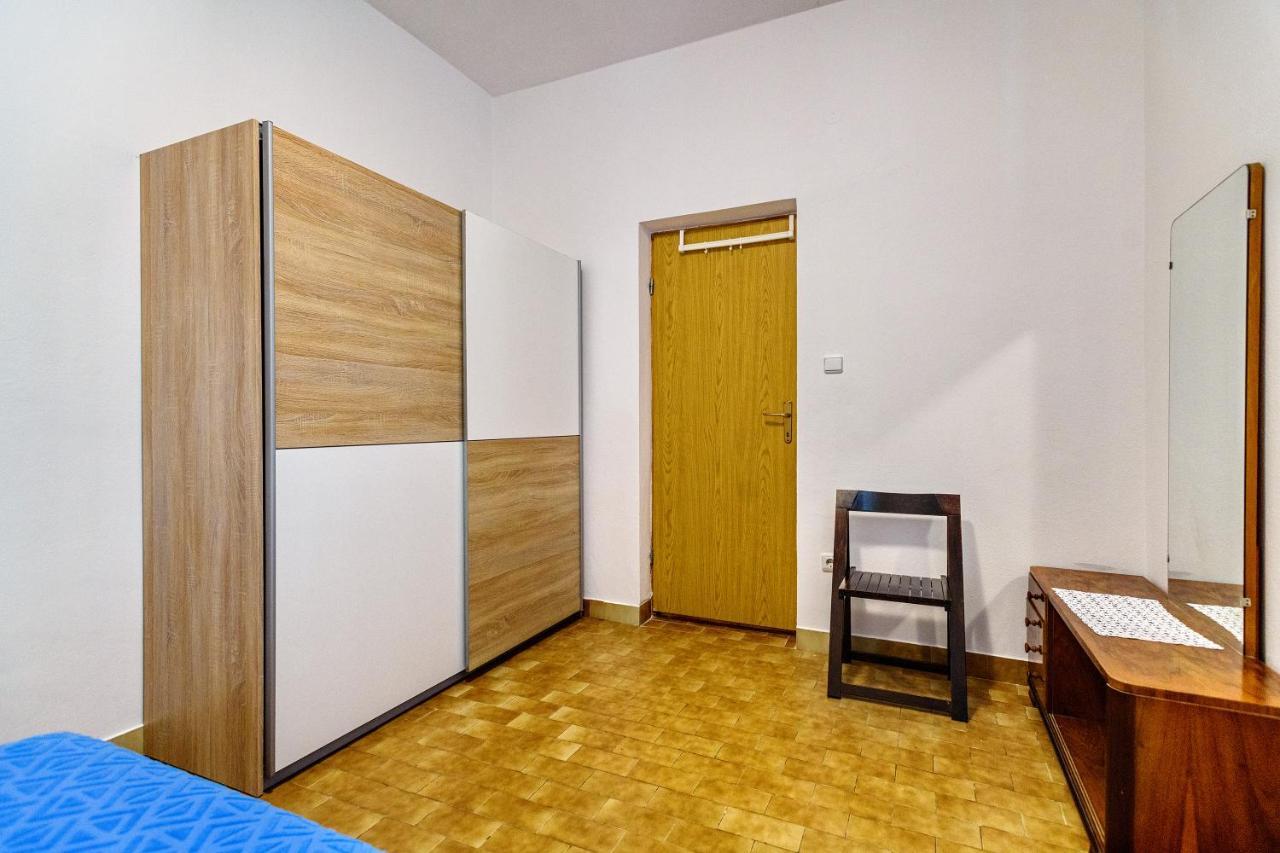 Apartmant Prosika Pag Town Exteriör bild